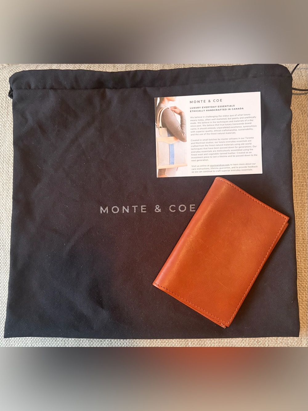 MONTE & COE Leather Passport Holder/Wallet - Chestnut Brown